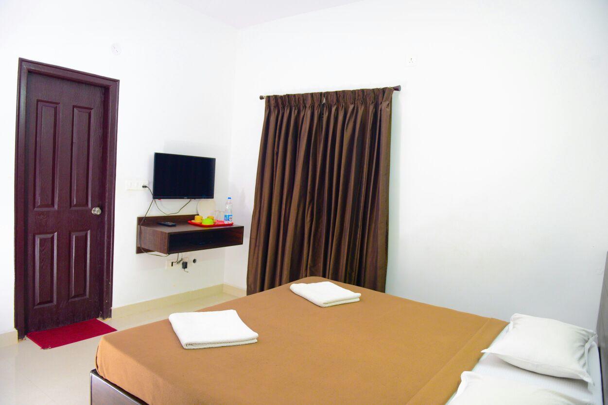 Varsha Enclave- Trinity House Aparthotel Mysore Exterior foto
